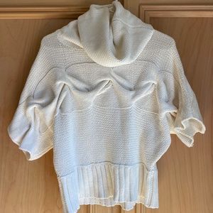 White knit sweater, large turtle neck
